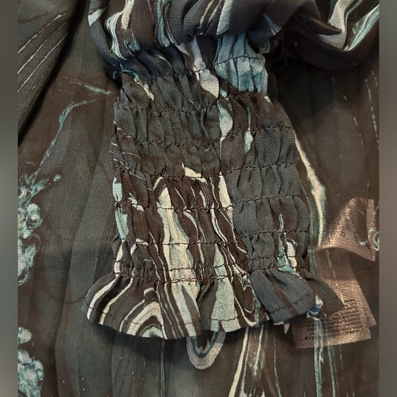 Banana Republic Pleated Tie-Neck Top Size XSP - Picture 7 of 11